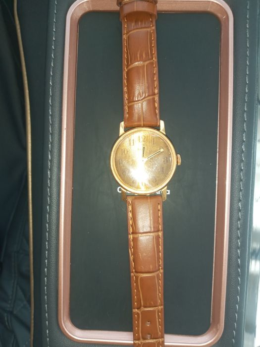 Часы наручные пазалота.Победа