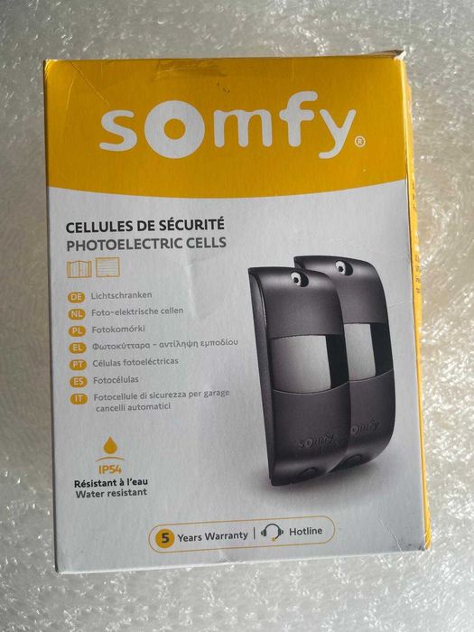 Set de fotocelule Somfy 2400939 - Detectarea obstacolelor sau a persoanelor - Compatibil cu motoarele RTS pentru porți și cu ușile de garaj marca RTS