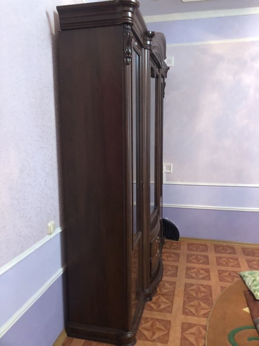 Сервант для гостинной