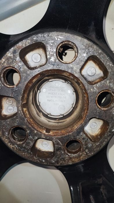 Jante SUV cu anvelope 245/45 r20 103w