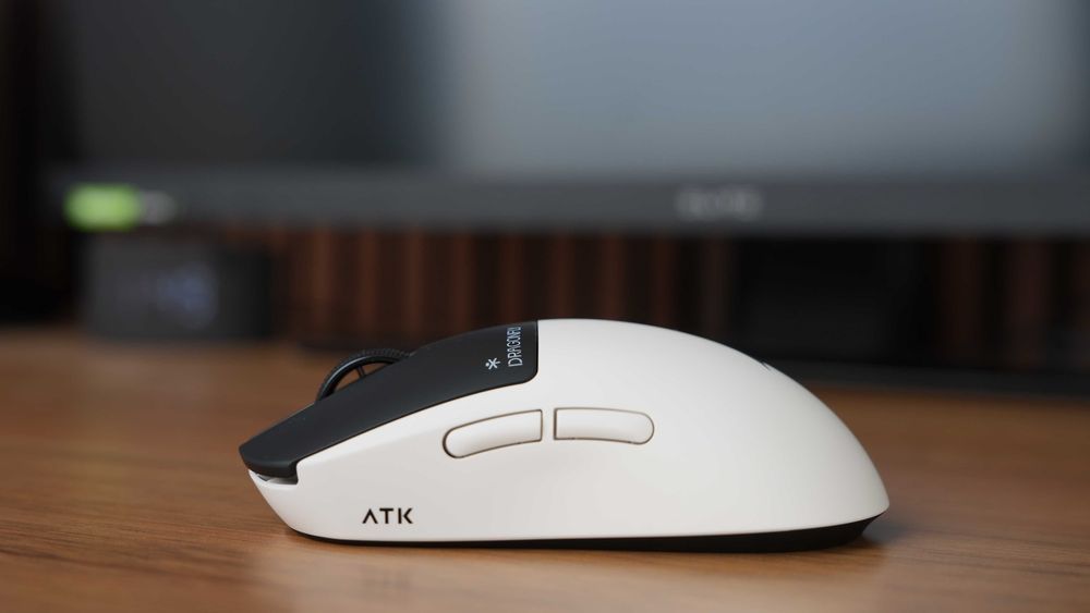 Продаю новую мышку ATK AIR A9 Master Plus 3955 sensor
