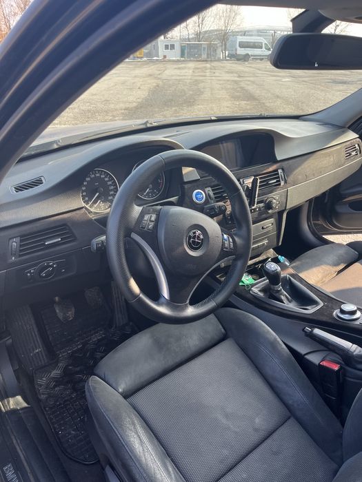 Bmw e 90 320d cel cu distributia in fata