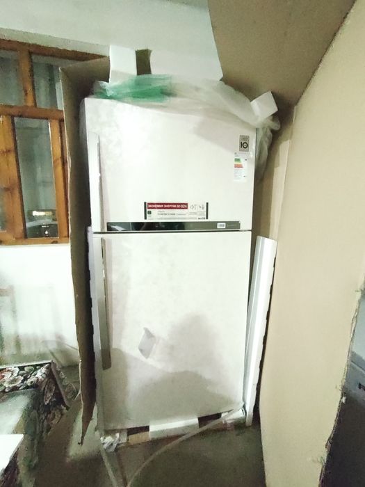 LG новый холодильник