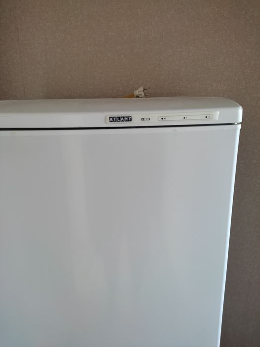 Продам морозильник ATLANT  T