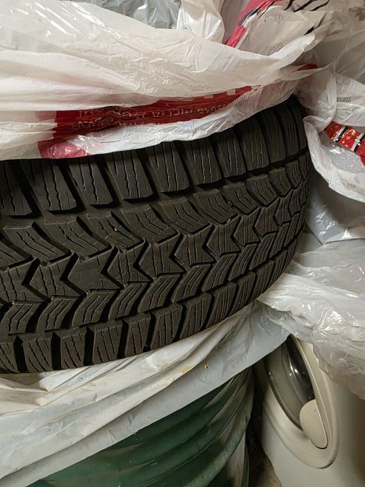 Jante BMW cu anvelope Debica M+S 225/45 R17