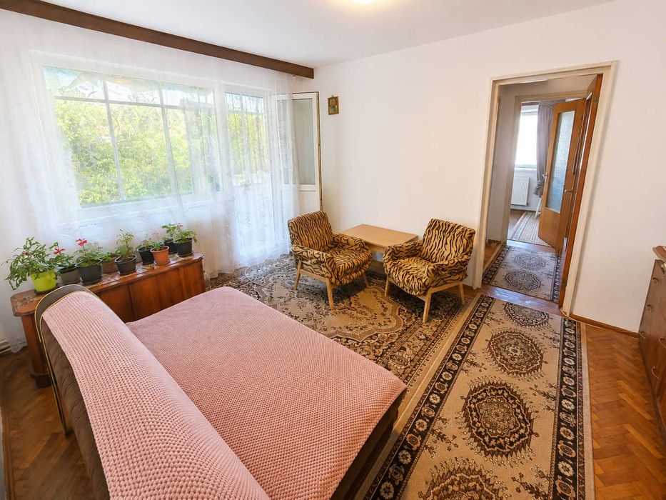 Proprietar – apartament 2 camere, 49 mp + balcon 6 mp, etaj 1/4, Traian – Județean — fotografia 1