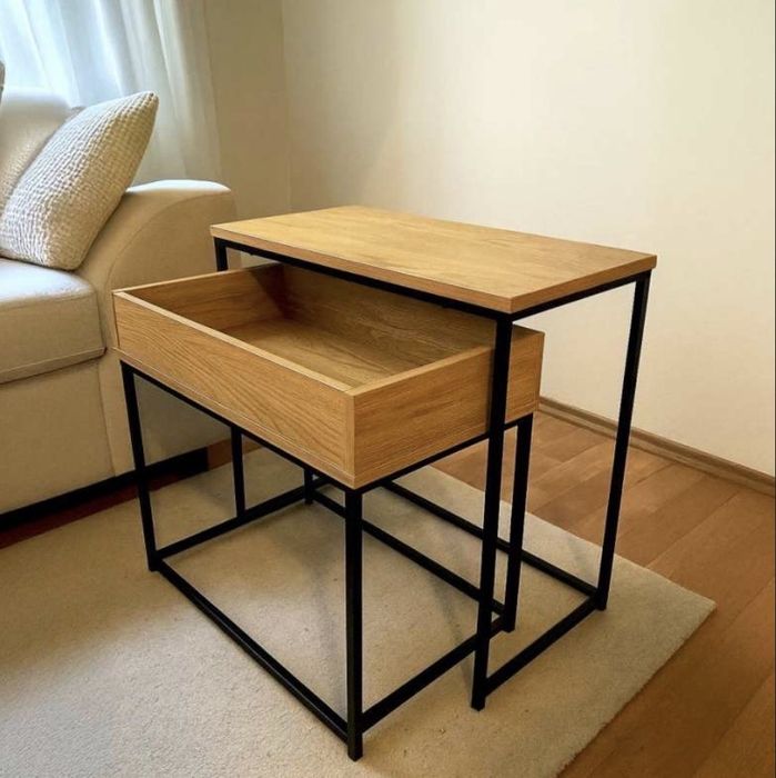 Елегантна странична масичка в 2 части