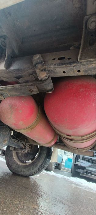 Jac T6 srochna sotiladi