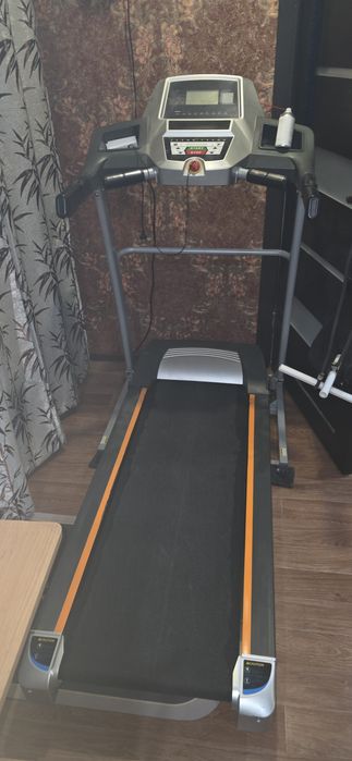 Продам беговую дорожку 110кг