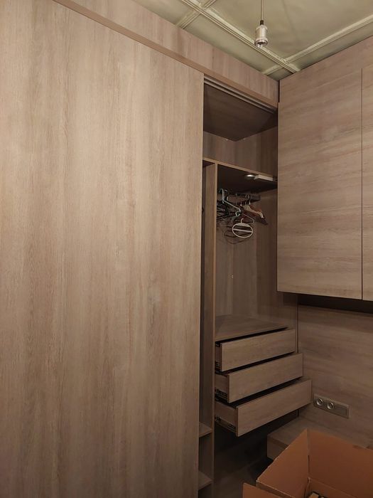 Шкаф-купе в отличном состоянии