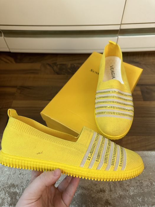 Новые туфли стильные вечерние