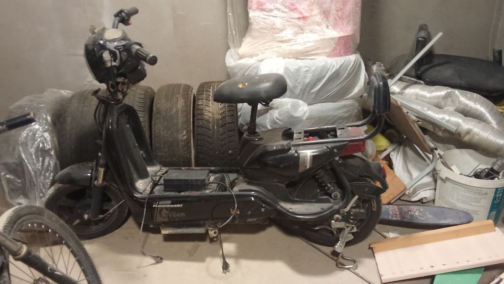 Скутер электро green travel