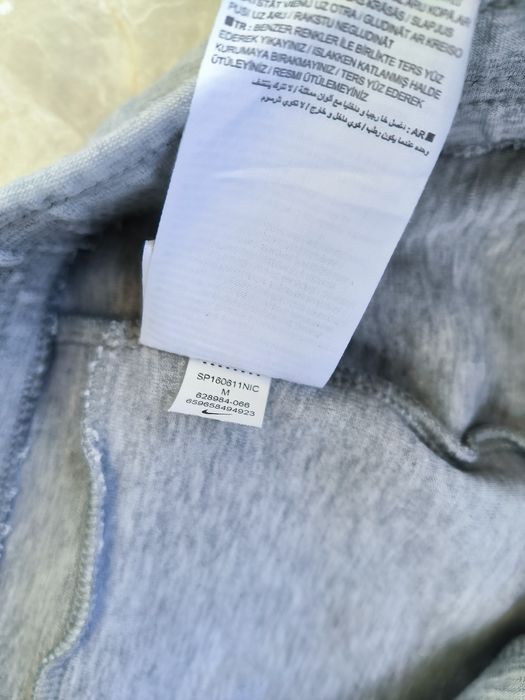 Nike Tech Fleece размер M къси панталони