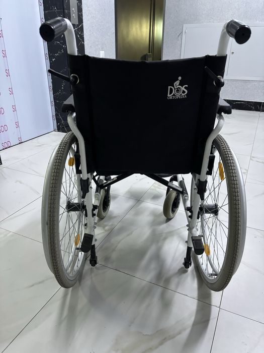 Инвалидная коляска