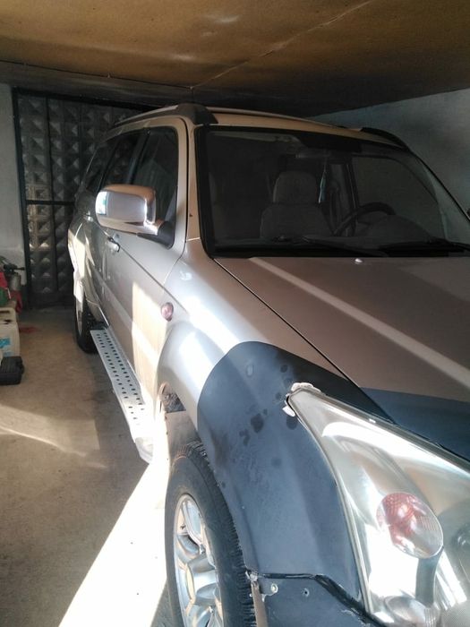 Продам машину Land mark