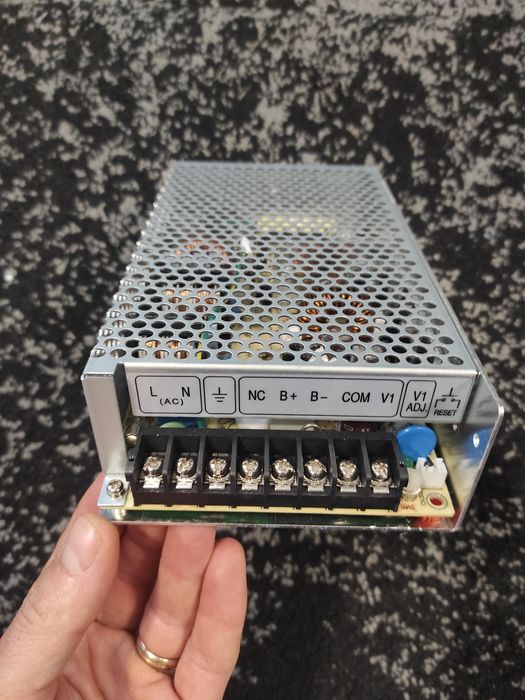 Sursa de alimentare in comutatie Mean Well AD-155A, 12-14.5V, 10.5A