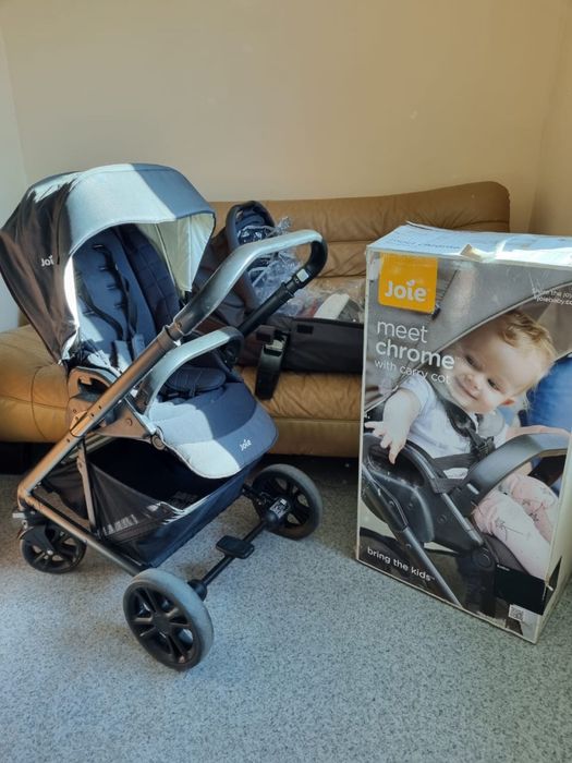 Продам коляска joie
