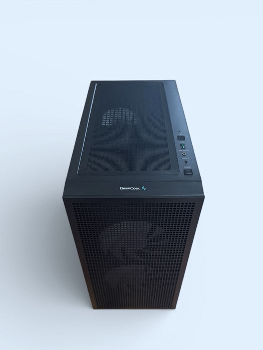 ТОП ЦЕНА! Получи за Коледа! R7 7700 / RX9060XT 16GB / 32 RAM