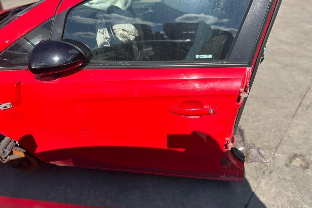 USA FATA/SPATE - STANGA/DREAPTA OPEL CORSA E - AN 2017