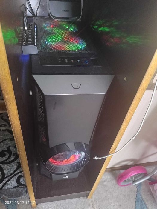 Продам мощный игровой компьютер