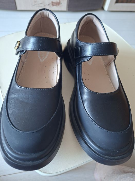 Продам  туфли, новые.