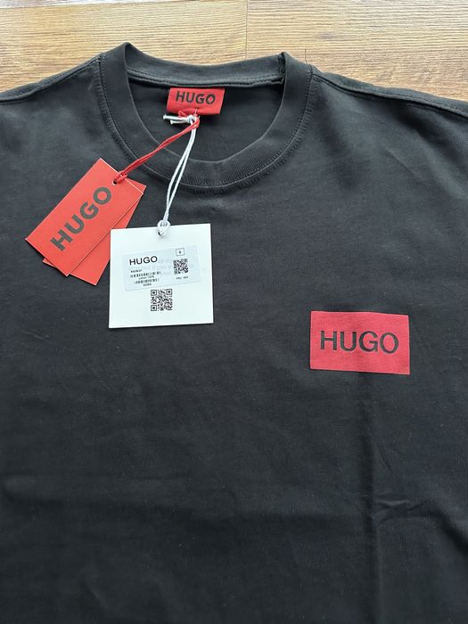 Мъжка,памучна,черна тениска Hugo BOSS с щампа на гърба