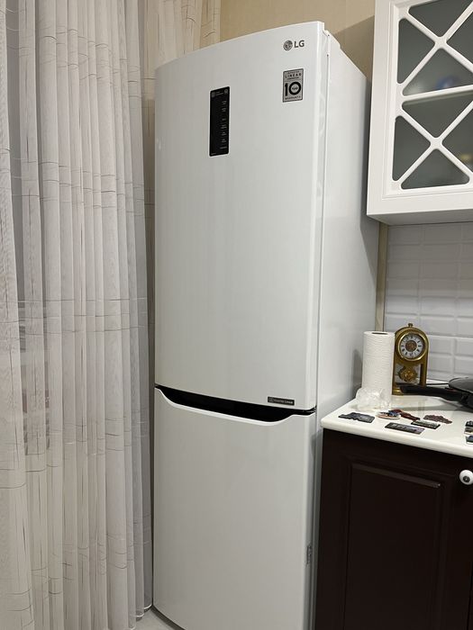 Продаю холодильник LG GA-B429SQUZ