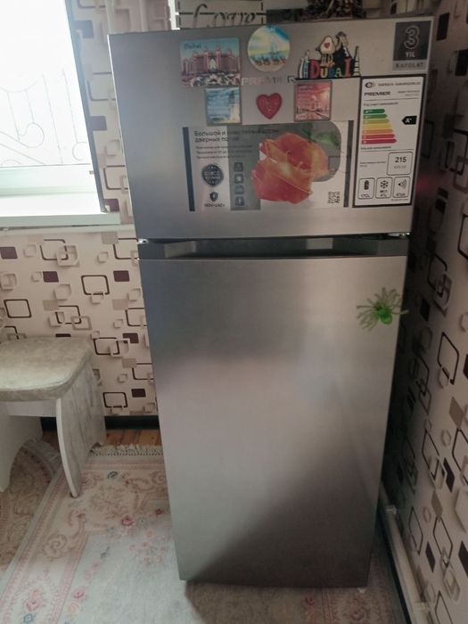 Продаётся холодильник премьер