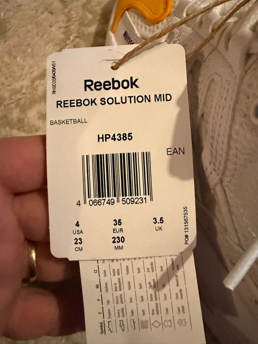 Reebok маратонки новй, розмер 35
