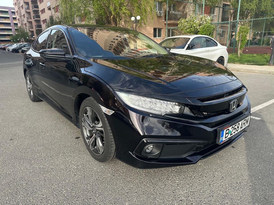 Honda Civic Sedan 1.5 VTEC TURBO 182 CP|Automata