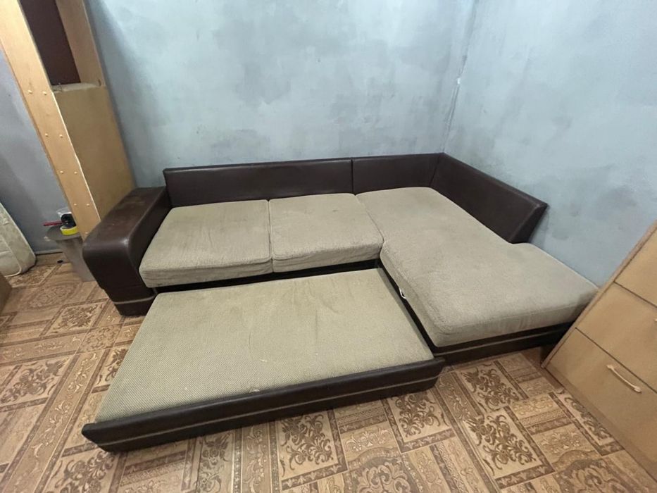 Диван раскладной вместительный