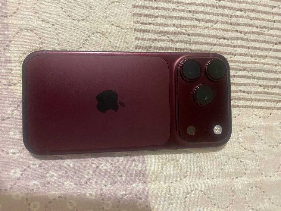 Iphone 18 Pro     256Gb