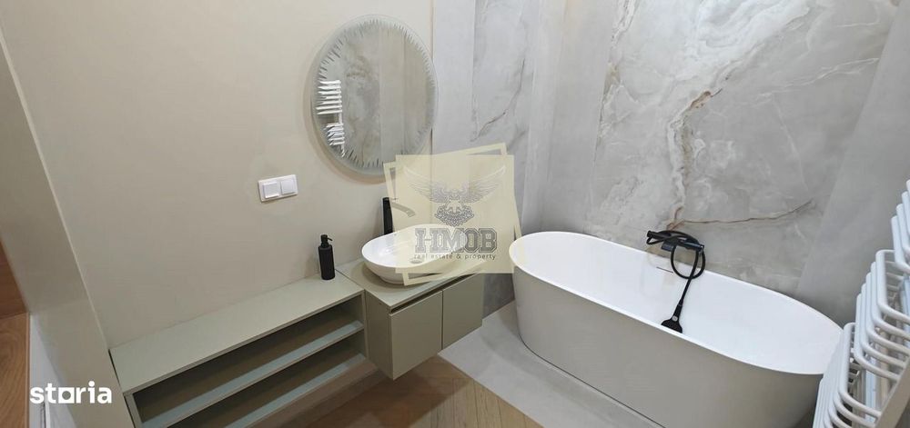 Penthouse cu 3 camere 3 bai si terasa 88 mp in zona Lazaret