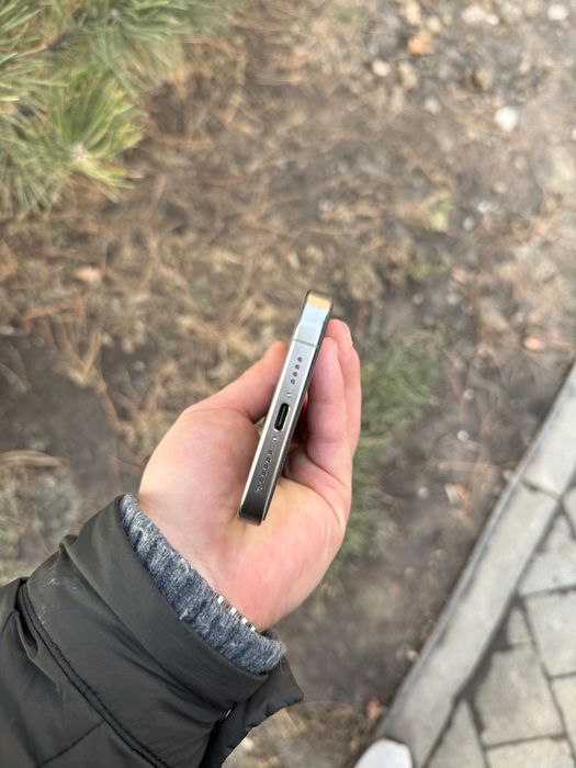 iPhone 15 pro max 512