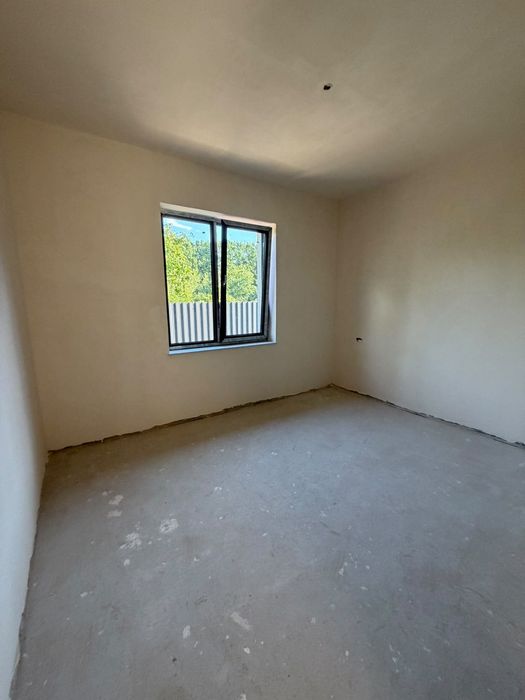Vând casa Smeura