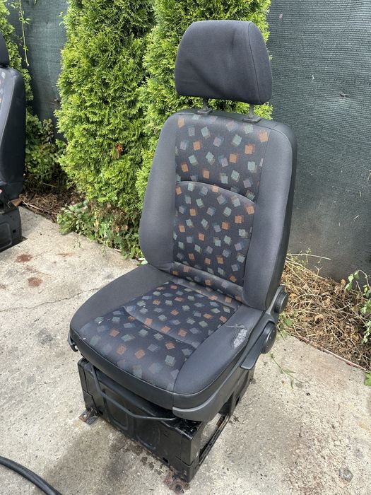 Scaun pasager si sofer Mercedes Vito Viano 639 an 2003 2004 2005 2006 2007 2008 2009 2010 2011 2012
