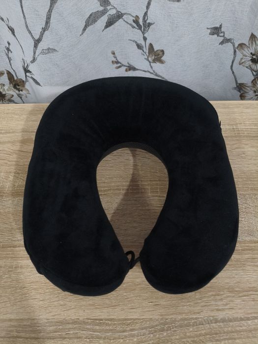 Продам подушку под голову