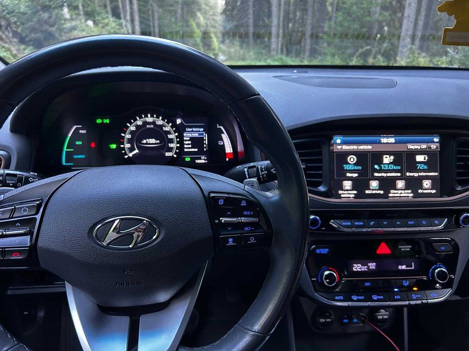 Hyundai Ioniq Electric 28 kWh, pompă de căldură, baterie excelentă, 250km range, full cu de toate