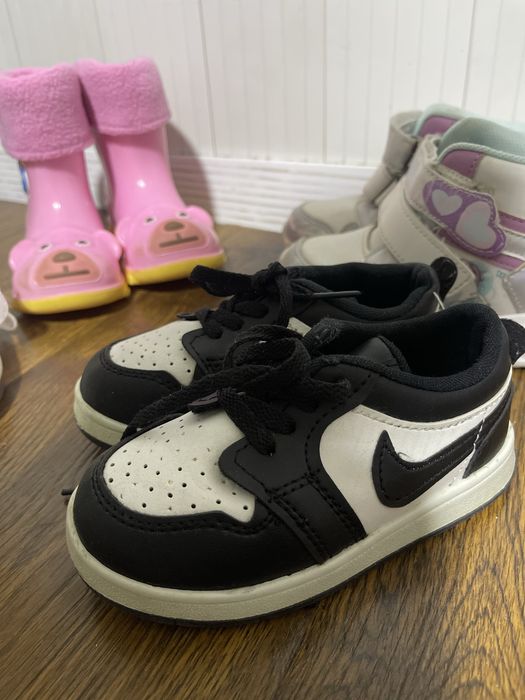 Обувь на девочку