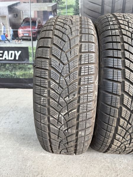 225/65/17 GOODYEAR 4бр