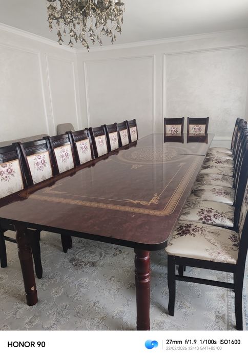 Стол,стулья комплект