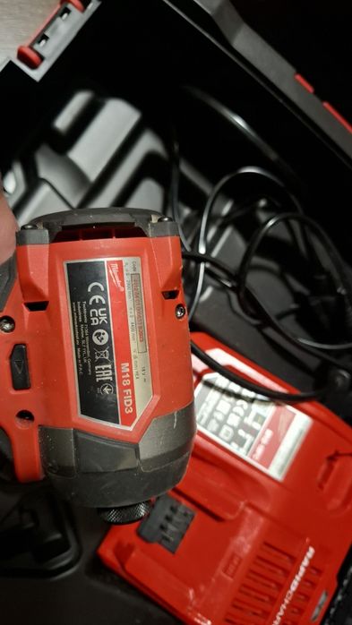 Milwaukee M18 FID3