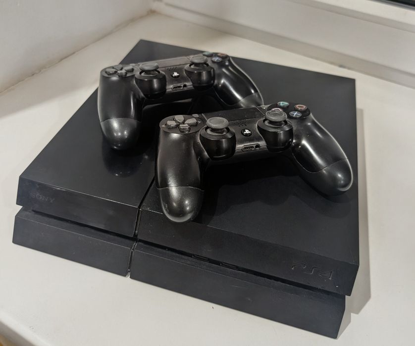 PS4 1 Тб. (ПС4) + Топ Игры + 2 геймп.