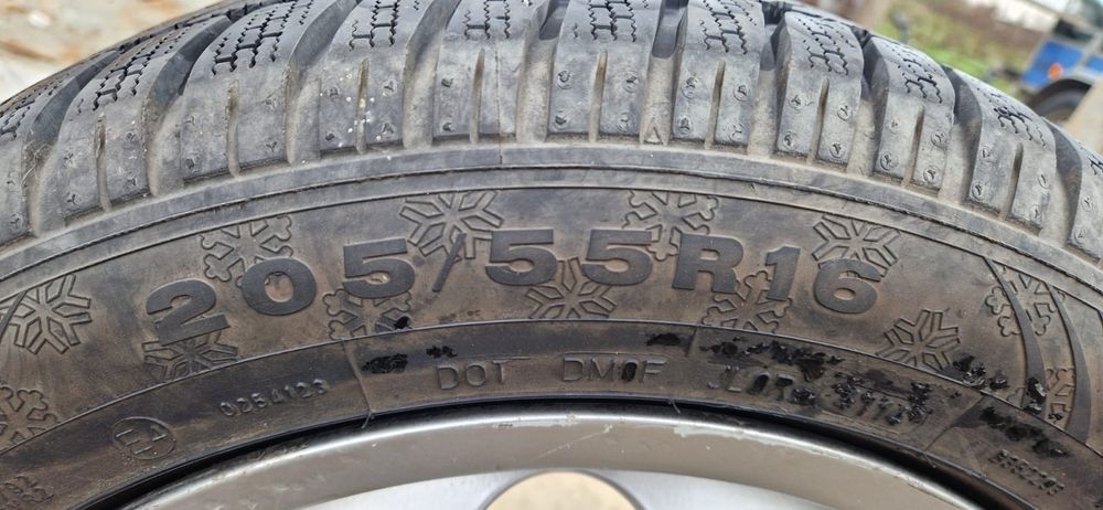 Vând jante audi R16 cauciucuri iarnă 205 55 R16