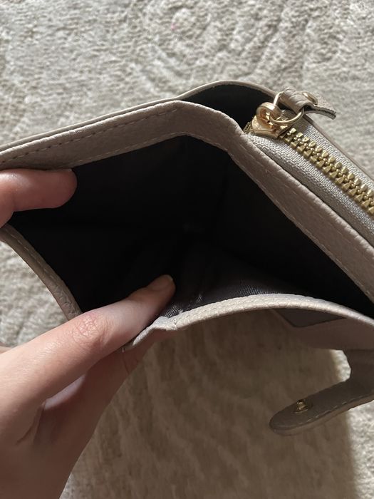 Продаю новенький кошелек