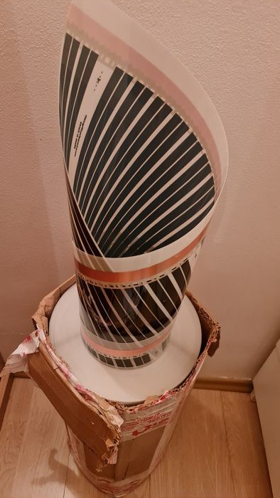 Folie carbonica incalzire in pardoseala