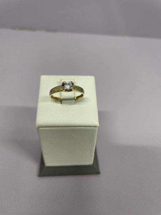 Кольцо с камнем  / #СР521371