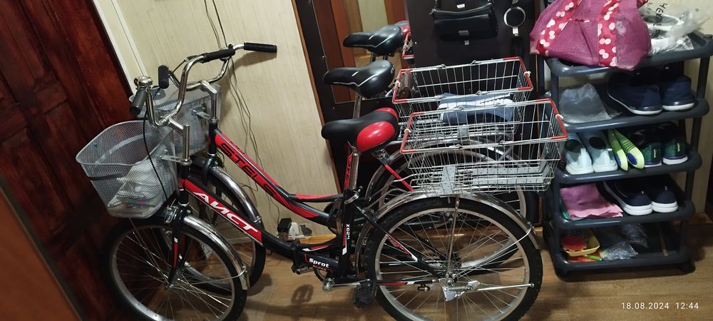 Продам два велосипеда.