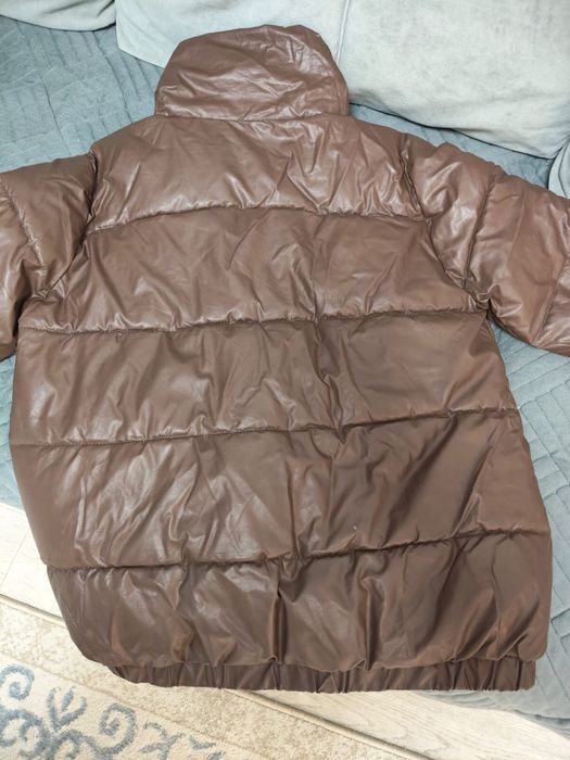 Продам куртку весеннюю