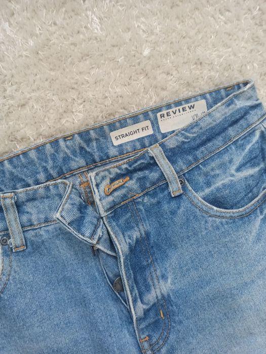 Blugi Review Straight fit